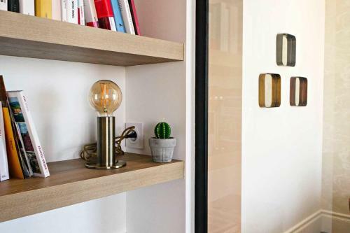 Beachview Keyweek Beachfront Renovated Apartment With Parking In Biarritz