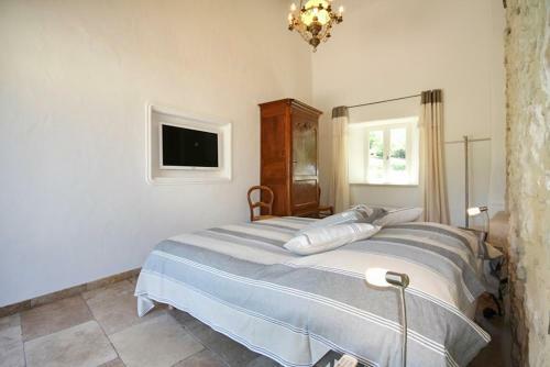 Bonnieux Villa Sleeps 8 With Pool And Wifi