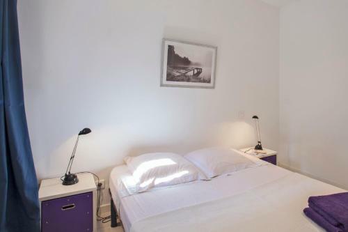 Casa Estel - Blue Apartment In Downtown Of Erbalunga