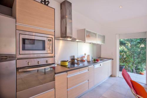 Casa Estel - Blue Apartment In Downtown Of Erbalunga