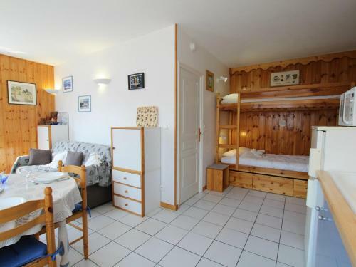 Apartamentos Appartement Brian�on, 2 Pi�ces, 4 Personnes - Fr-1-330c-4