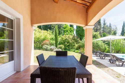 Callian Villa Sleeps 6 With Pool Air Con And Wifi