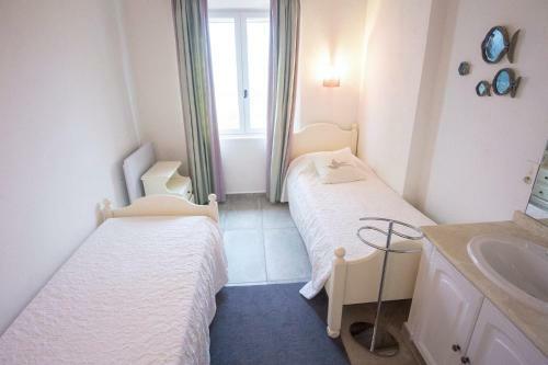 Callian Villa Sleeps 6 With Pool