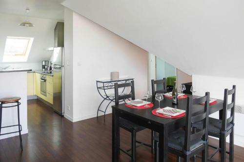 Apartamento Holiday Flat Camaret-sur-mer - Bre06105f-p