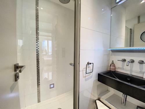 Apartamento 37 Rue Meynadier / Bia1820 / St