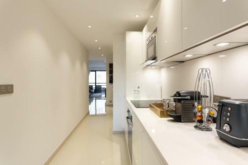 Apartamento Carlton Area : Luxury & New 2 Beds/ 2 Baths
