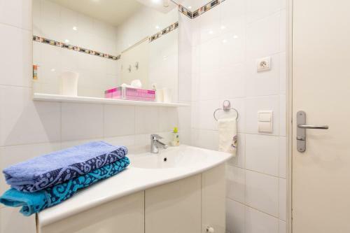 Apartamentos Violet, Bord De Mer