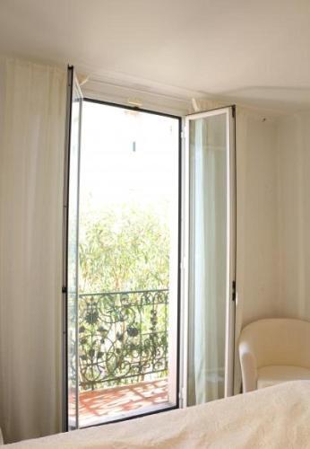 Cannes Apartment Sleeps 4 Wifi T692748