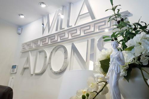 Hostal Willa Adonis