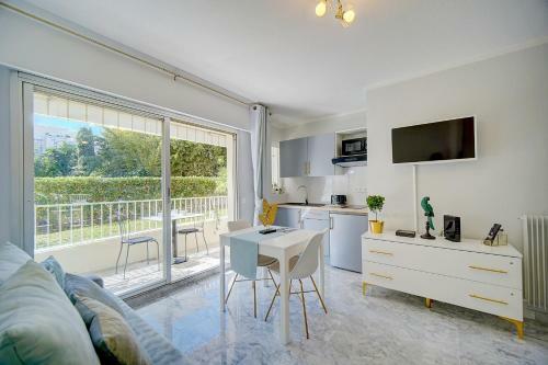 Immogroom - Nice Apartment Well Decorated With Terrace - Congressbeachs