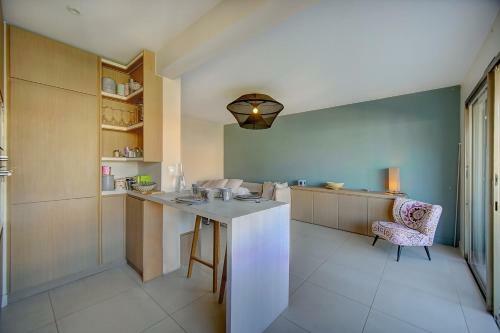 Immogroom - Magnificent Spacious And Cozy Apartment - Congress Beaches