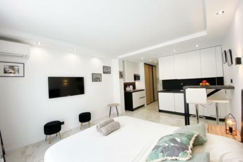 Apartamento Few Steps From The Beach - Nice Studio W Terrace