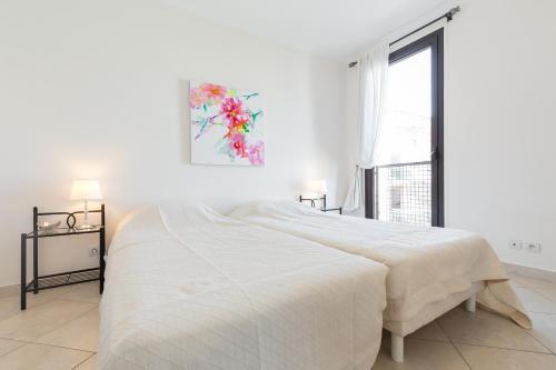 Cannes Apartment Sleeps 5 Air Con Wifi