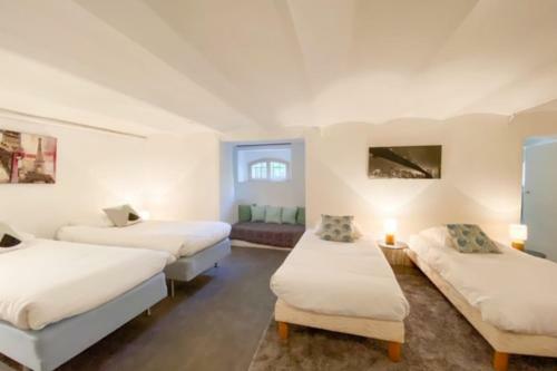 Villa 8 Chambres - 200 M�tres Croisette