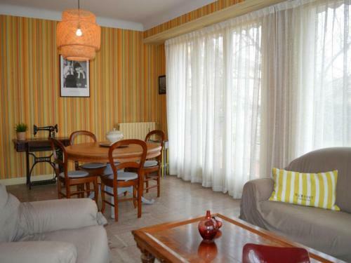 Maison Capbreton, 4 Pi�ces, 7 Personnes - Fr-1-247-8