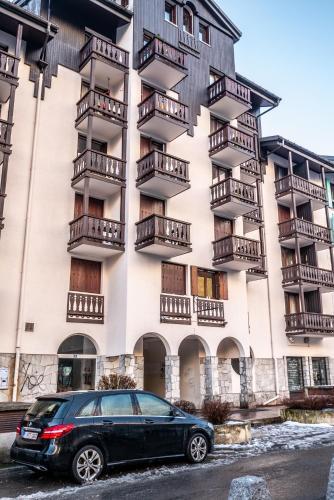 Apartment Forclaz 4b - Central Chamonix - Sleeps 4