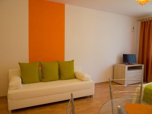 Green Park Apartments