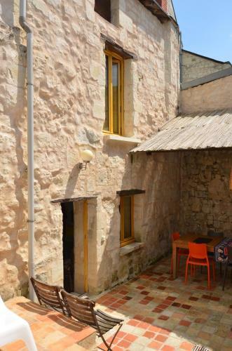 Chinon Coeur de Ville, Maison Avec Cour Int�rieure