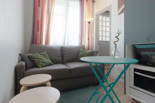 Paris Access With Creteil Apartment