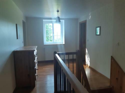 G�te Cuvilly, 4 Pi�ces, 6 Personnes - Fr-1-526-23