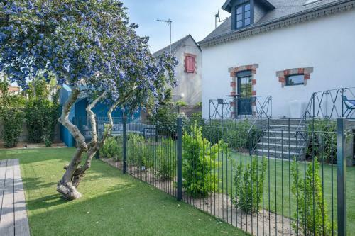 El�gance, Espace Et Piscine � Pornichet