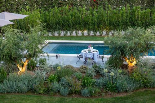 Hostal Le Mas Des F�es