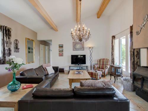 Modern Villa In Camplong With Private Pool
