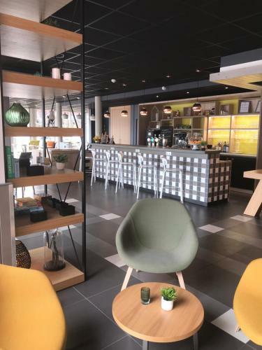 Hotel Campanile Findrol - Savoie Leman
