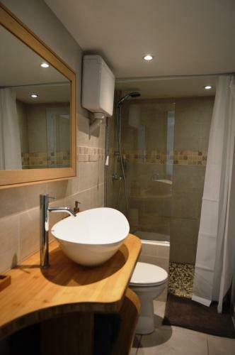 Charmante Maisonnette Ind�pendante � Goult En Luberon