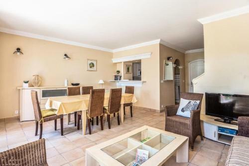 Les Villas Aux Restanques Du Golfe de St-tropez - Maeva Home
