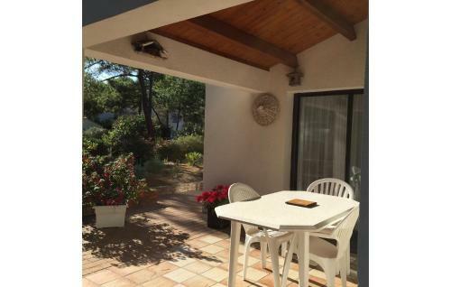 Two-bedroom Holiday Home In La Faute Sur Mer