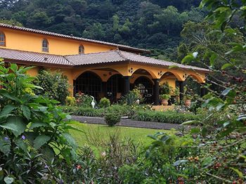 Los Establos Boutique Hotel