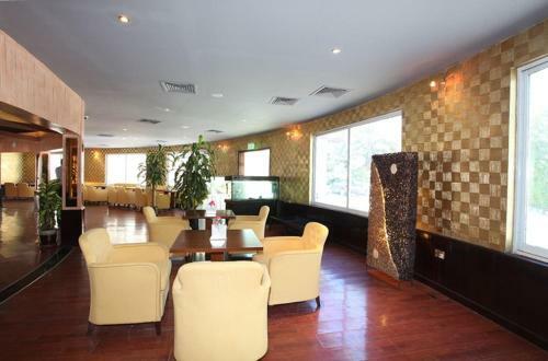 Hotel Ramee Dream Resort