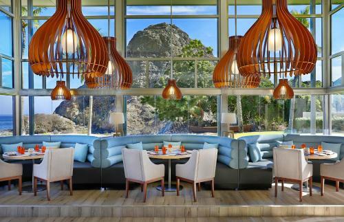 Al Bustan Palace, A Ritz-carlton Hotel