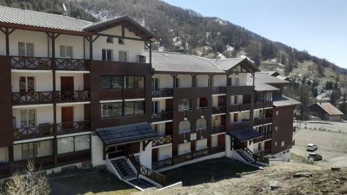 Apartamento L'or�lisa 1800