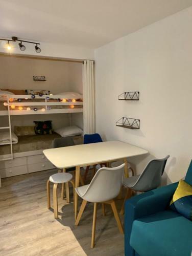 Apartamento Flat With Swimming Pool Close To The Beach