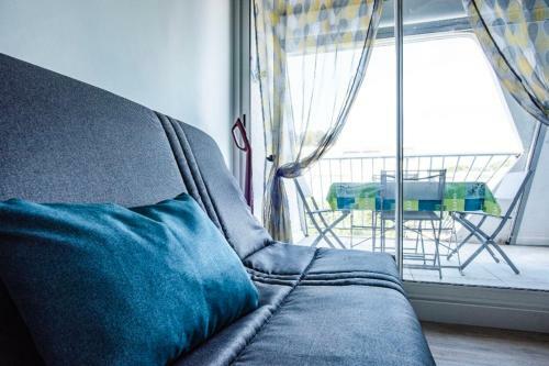Cozy Apartment With Balcony Near The Beaches