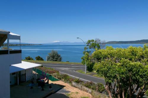 Lakefront Motor Lodge Thermal Spa
