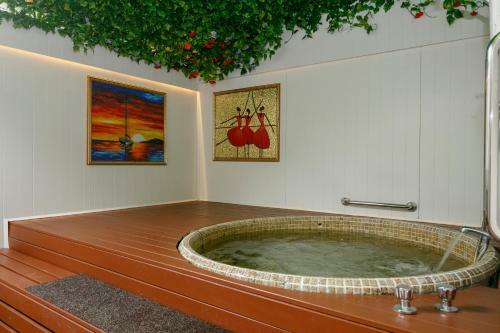 Lakefront Motor Lodge Thermal Spa