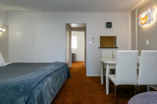 Lakefront Motor Lodge Thermal Spa