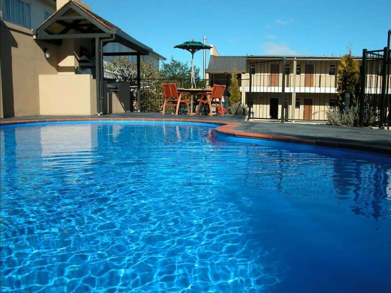 Chantillys Motor Lodge