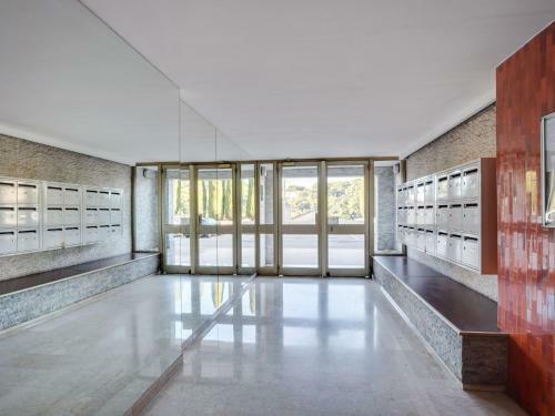 Modern Apartment In Le Cannet Near Centre