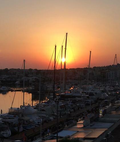 Apartment On The Port Of Cap D'agde
