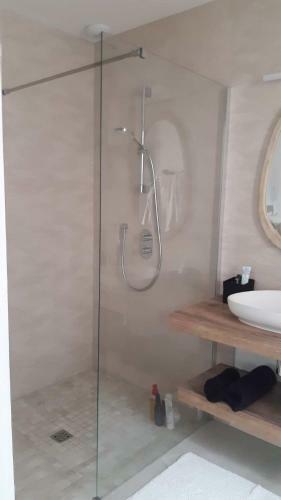 Villa Proven�ale Contemporaine Vue Mer