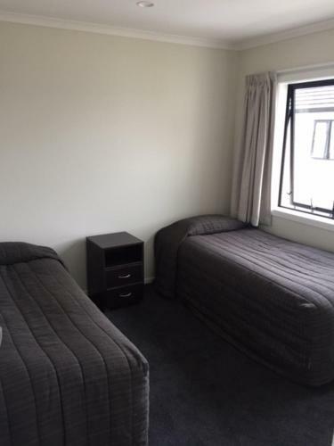 Brooklyn Motor Lodge