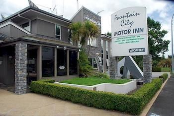 Fountain City Motor Inn