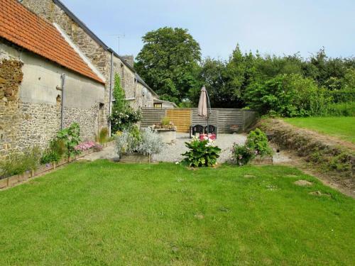 Holiday Home Entre Mer Et Campagne 2 - Lmx403