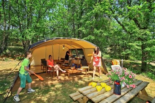 Camping Le Pech Charmant