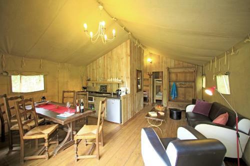 Camping Le Pech Charmant