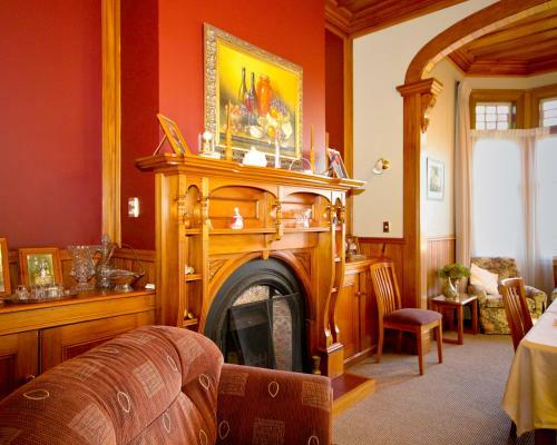 Villa Heights Bed And Breakfast